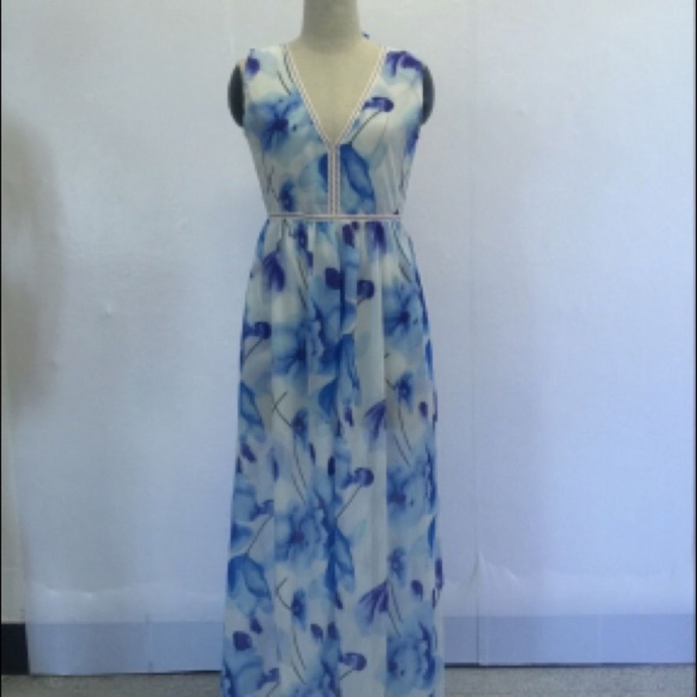 White and Blue Maxi Romper - Picture 6 of 8